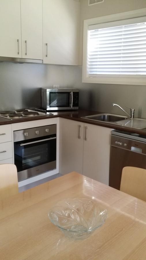 Grevillea Gardens Apartment 3 Брайт Номер фото